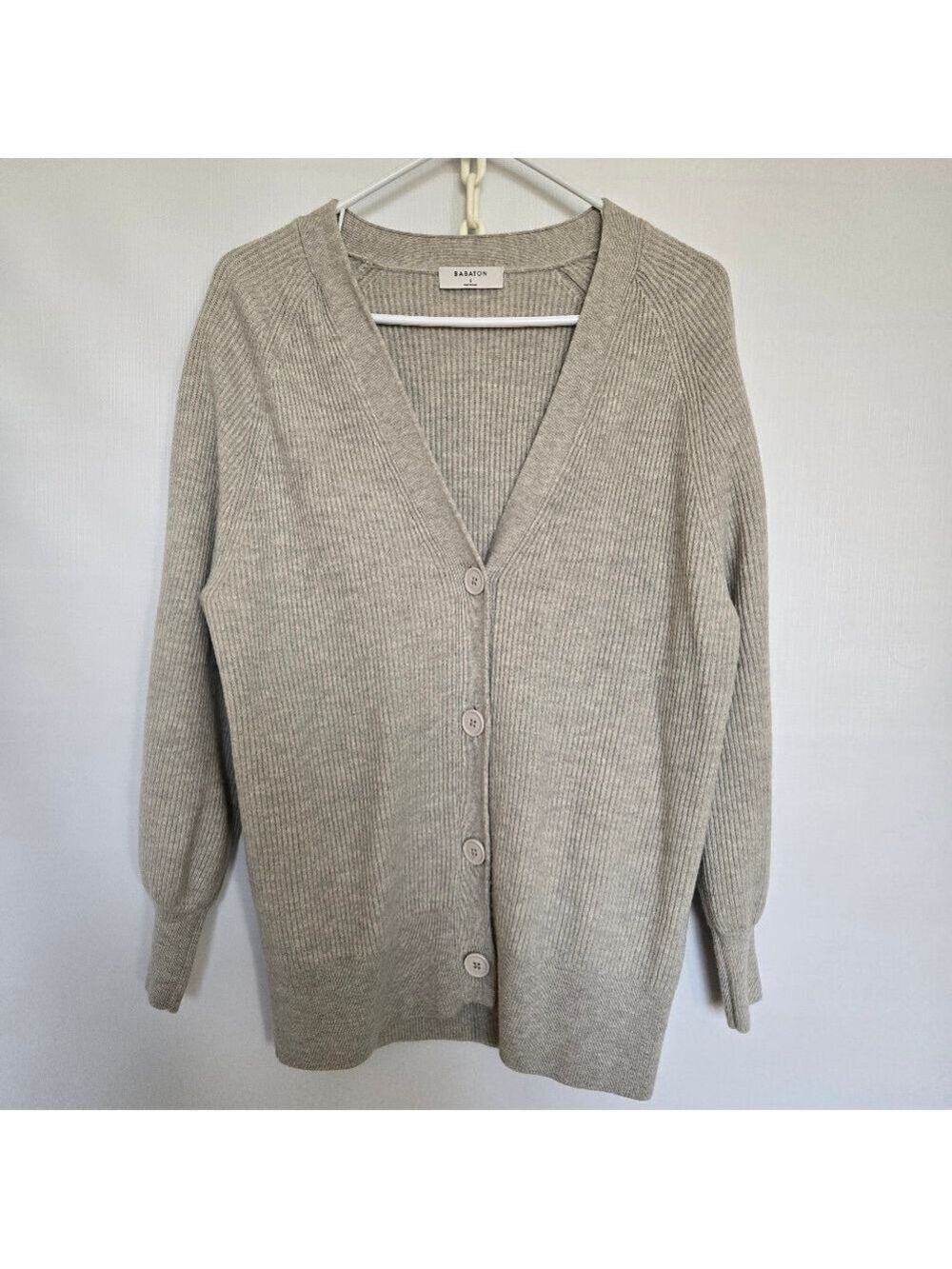 BABATON ARITZIA BESPOKE CARDIGAN WOMENS GRAY BUTTON DOWN (SMALL)